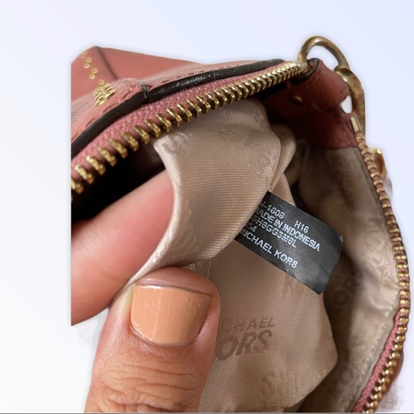 Michael Kors Ciara Grommet Bag Satchel, Rose Color, Antique Saffiano Leather - Picture 7 of 15